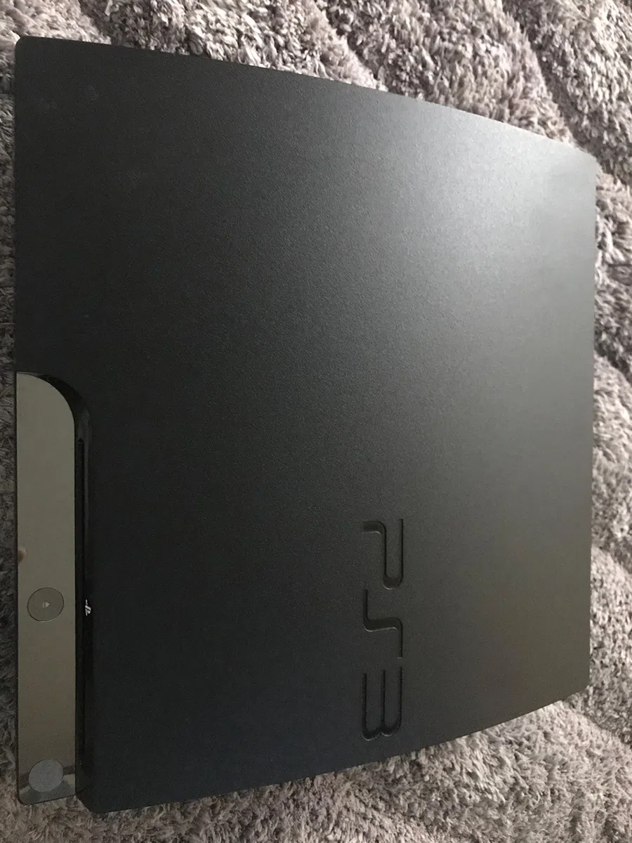 PlayStation 3 - Konsole 160 GB Slim inkl. Dual Shock 3 Wireless Controller [UK Import]